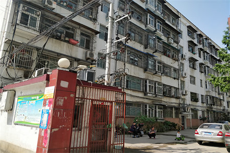 正大文苑3室1厅1卫90㎡带付方